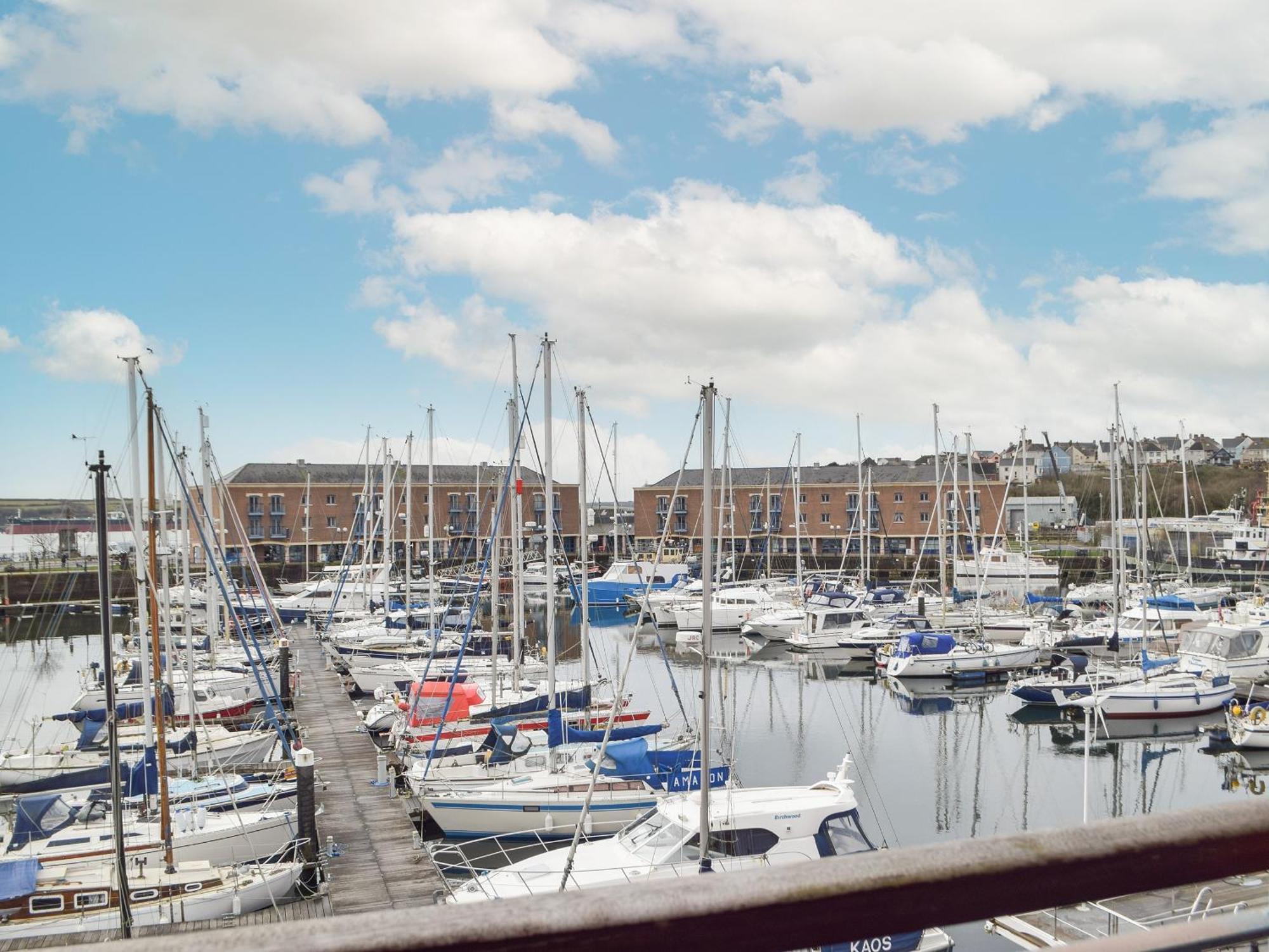 Sovereign House Milford Haven Zewnętrze zdjęcie